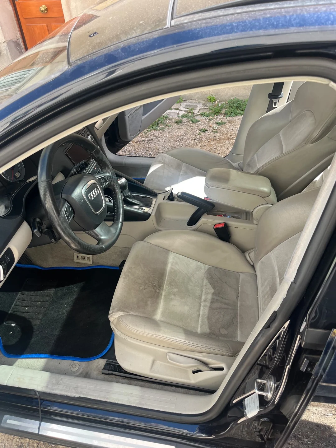Audi A3 avant nettoyage en profondeur des sièges avant et de la moquette par CIGINET